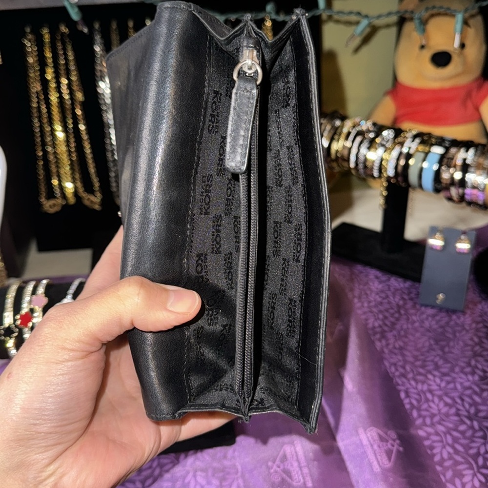Vintage Micheal Kors leather wallet RARE - Picture 6 of 7